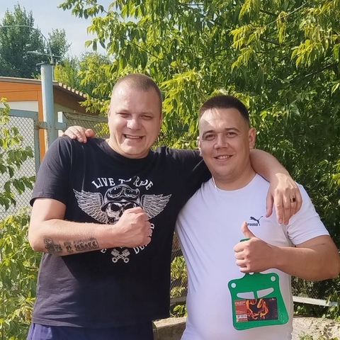 Виктор Белов